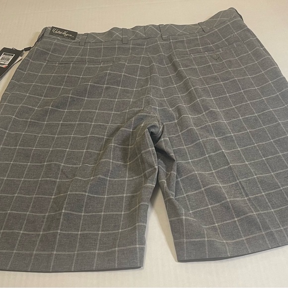 Walter Hagen Men’s Golf Shorts, Size 36. - Picture 2 of 5